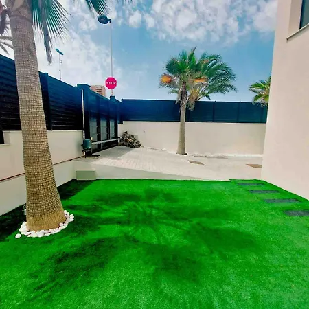 Inmovecos Villa Gawy 2 de Lujo con piscina privada-3